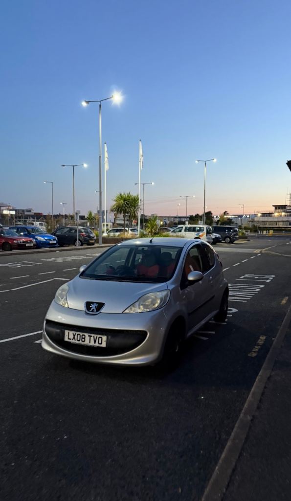 Peugeot, 107, Hatchback, 2008, Manual, 998 (cc), 3 doors