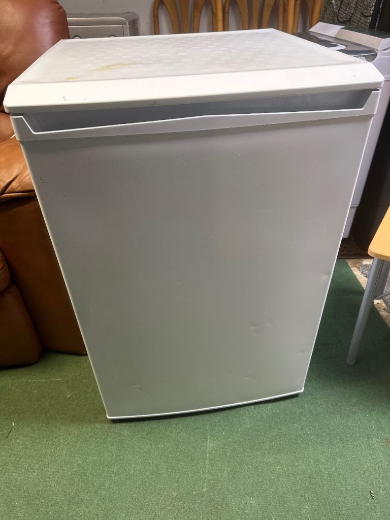 Undercounter freezer