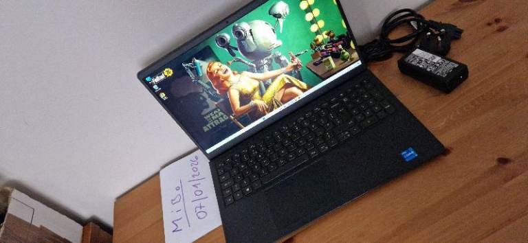 2023 11th gen 15.6" Core i5 16GB RAM 256GB SSD DELL Windows 11 MS Office Laptop Computer PC