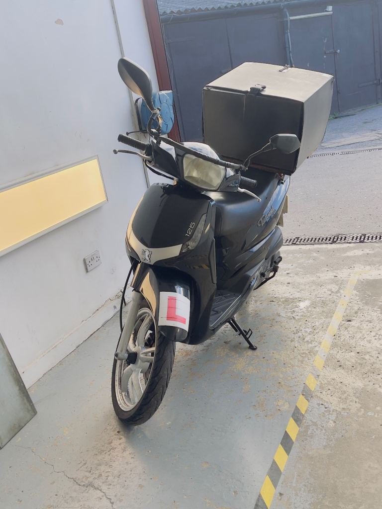 Peugeot, TWEET, 2012, 125 (cc)