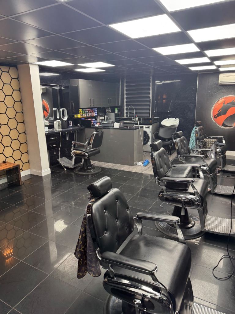 Barber chair for rent 