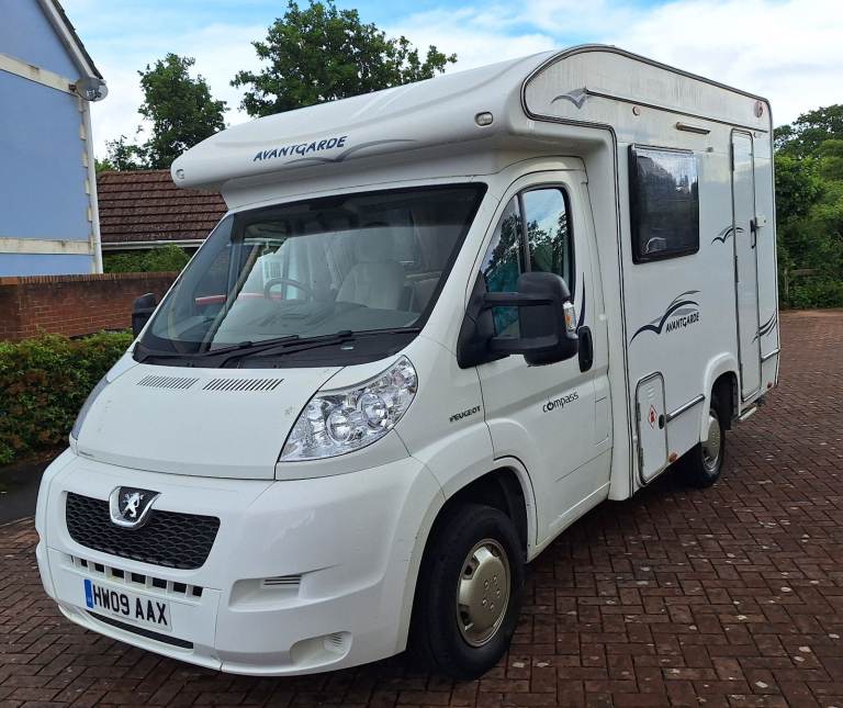 Compass Avantgarde 115 Motorhome. 