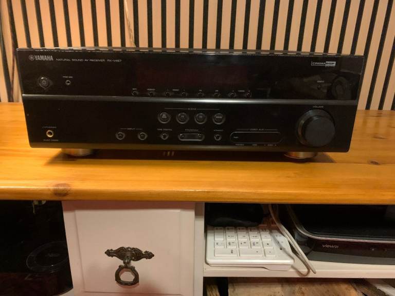 Yamaha Natural Sound AV Receiver RX- V467 And Large Speakers