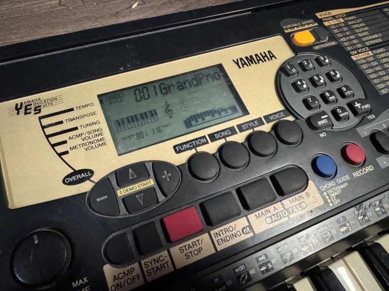 Yamaha Psr 225 Electronic Electric Digital Music Keyboard 61key Black