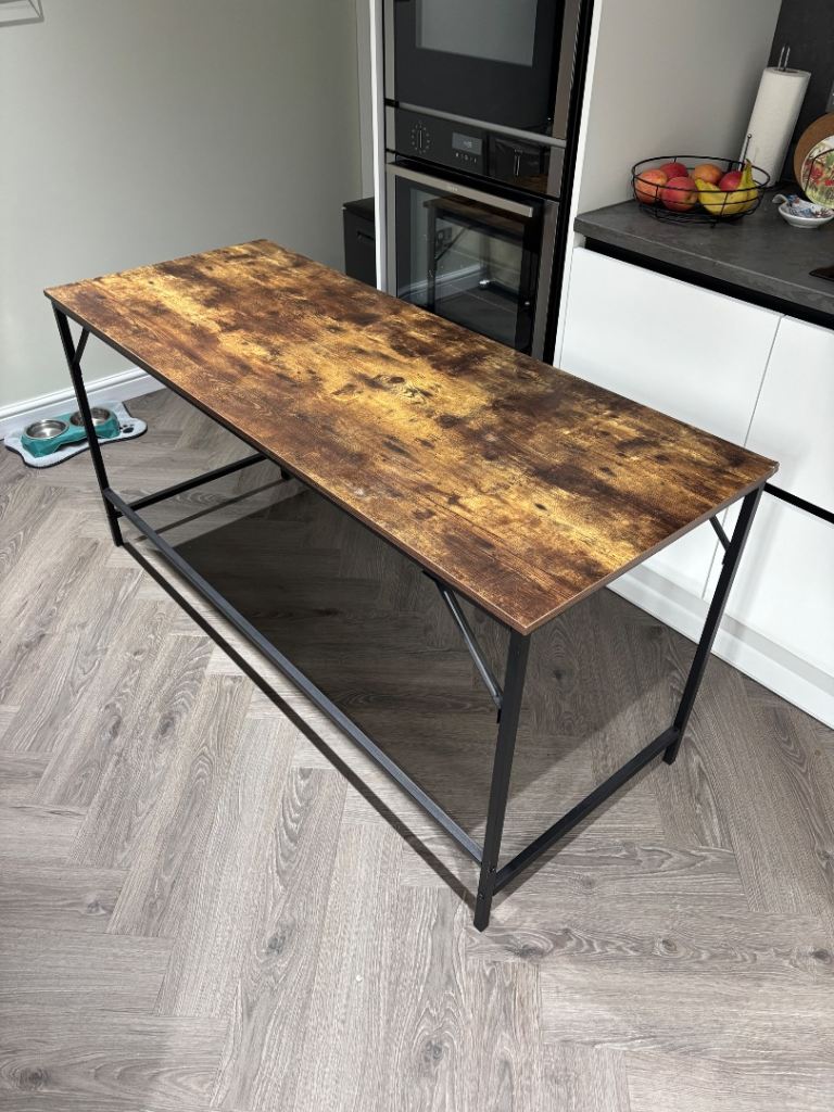 Wooden Style Desk