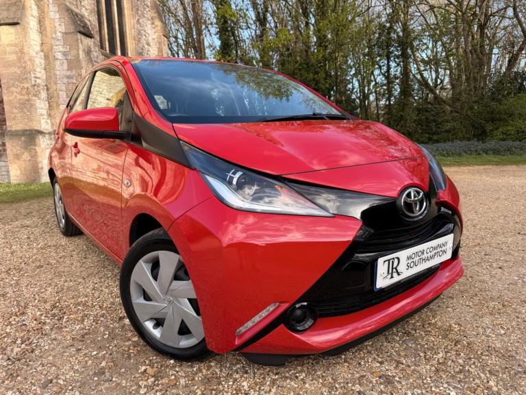 2018 Toyota AYGO 1.0 VVT-i x-play x-shift Euro 6 5dr HATCHBACK Petrol Automatic