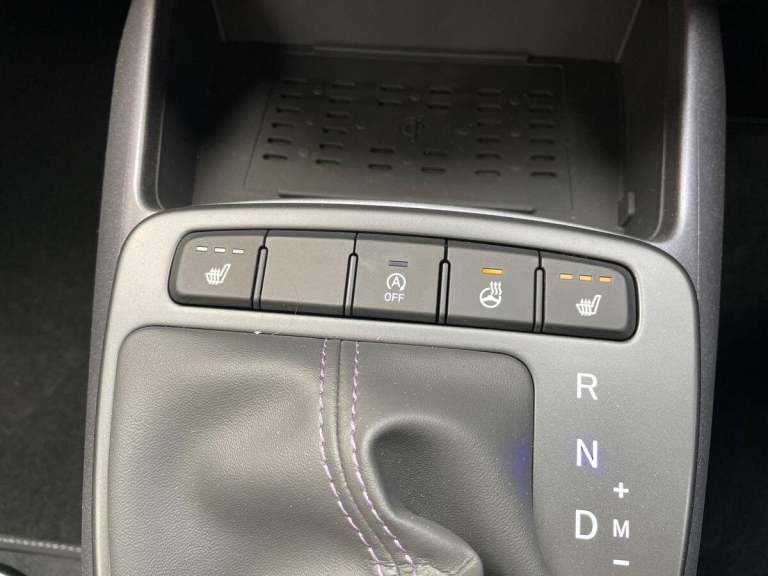 2025 Hyundai i10 1.2 Premium Hatchback 5dr Petrol Auto Euro 6 (s/s) (79 ps) HATCHBACK Petrol Auto...