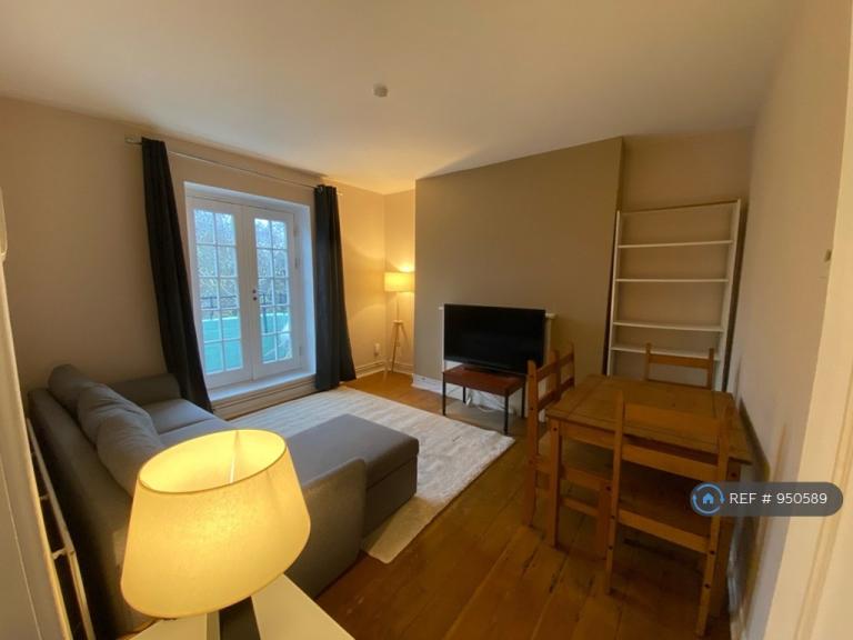3 bedroom flat in Alverstone House, London, SE11 (3 bed) (#950589)