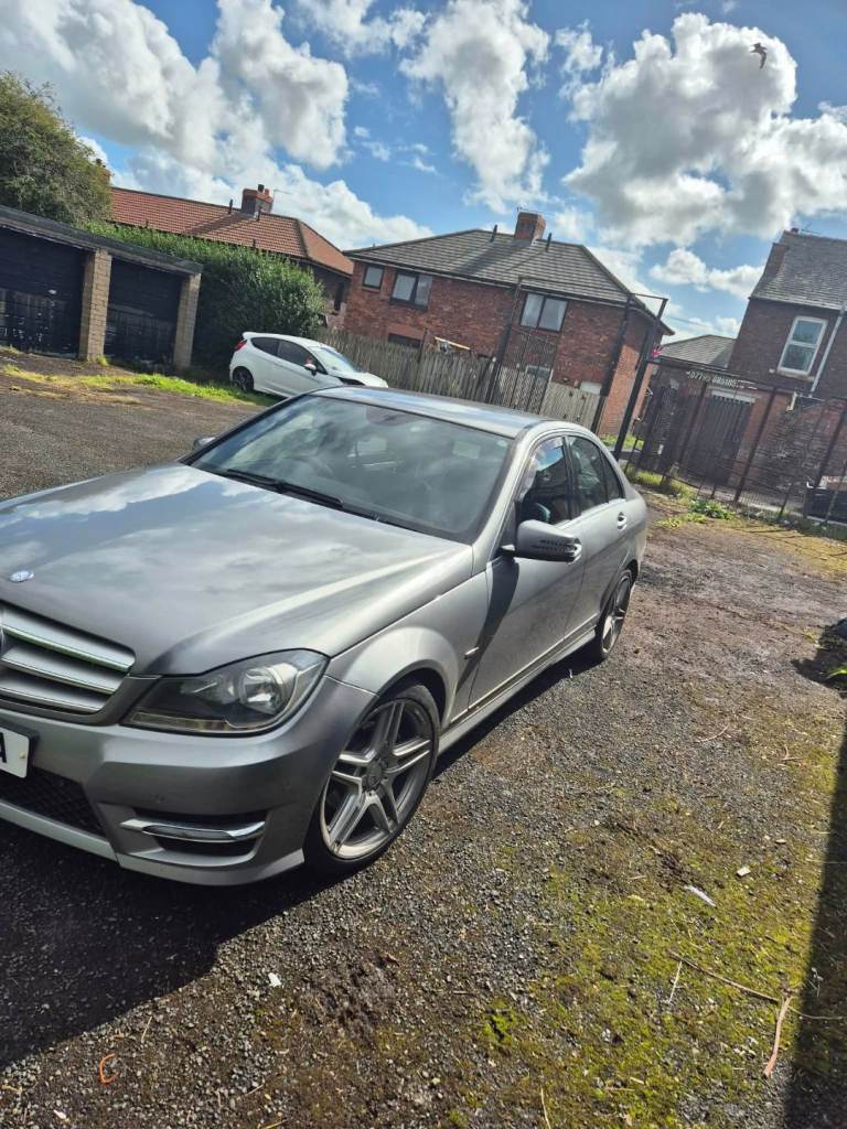 Mercedes-Benz, C CLASS, Saloon, 2012, Manual, 2143 (cc), 4 doors