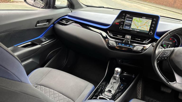 2021 Toyota C-HR 2.0 Hybrid Dynamic 5dr CVT Hybrid Hatchback Hatchback Hybrid Automatic