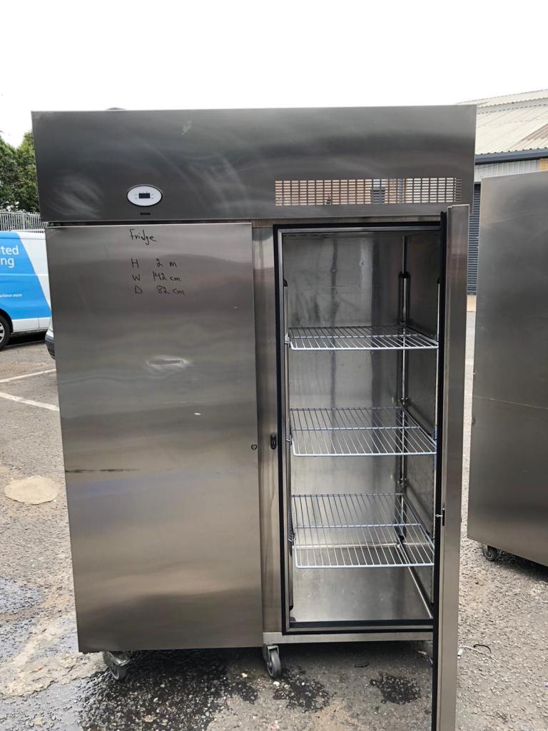 Commercial double door foster fridge cafe shop restaurant fully serviced cafe shop 