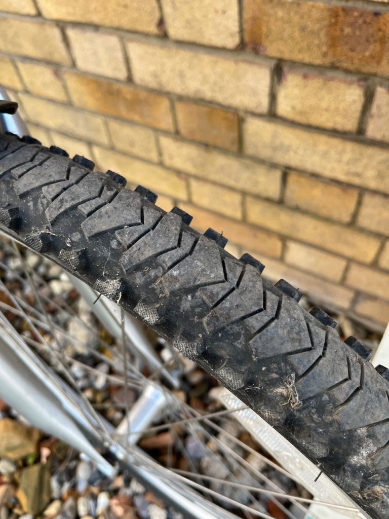 Trek Navigator 300 LADIES/GIRLS Mountain Bike *FULLY SERVICED* Small size 26"