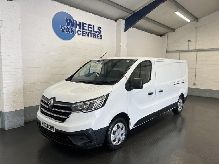 2023 Renault Trafic LL30 Blue dCi 130 Advance Van PANEL VAN DIESEL Manual