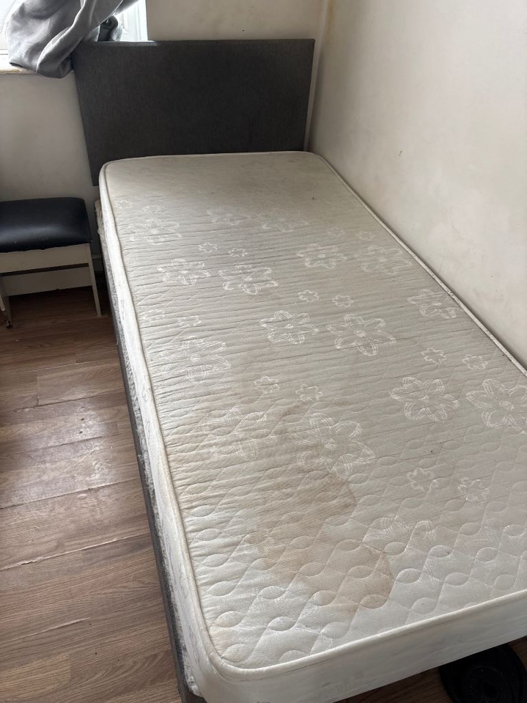 Single Bed with 2 drawers and Mattress – Fair Condition