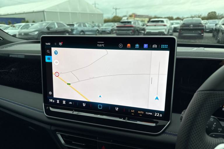 2025 Volkswagen Tiguan 1.5 TSI eHybrid 19.7kWh R-Line DSG Euro 6 (s/s) 5dr SUV Automatic