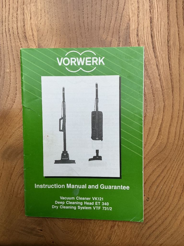 Vorwerk Cylinder Vacuum Cleaner VK121