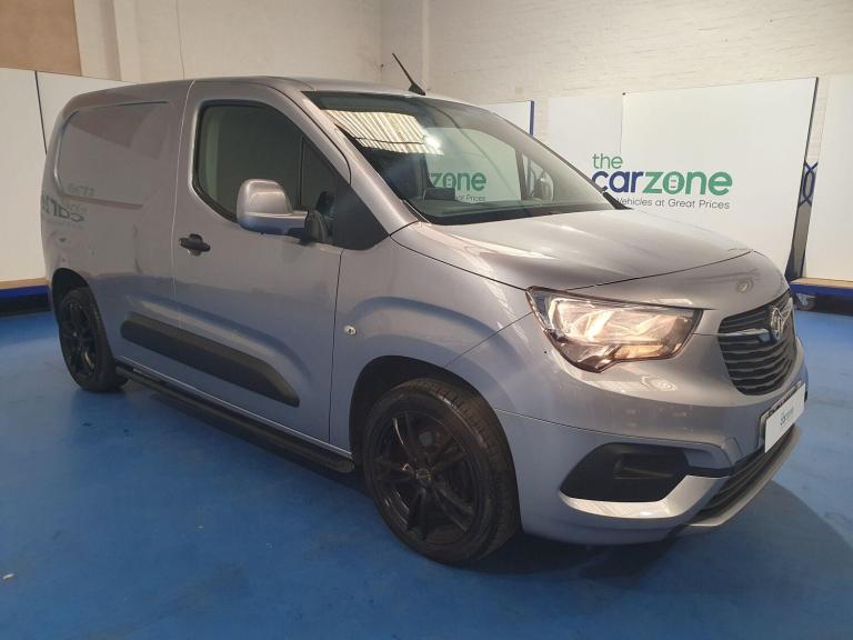 2021 Vauxhall Combo 2000 1.5 Turbo D 100ps H1 Sportive Van PANEL VAN DIESEL Manual