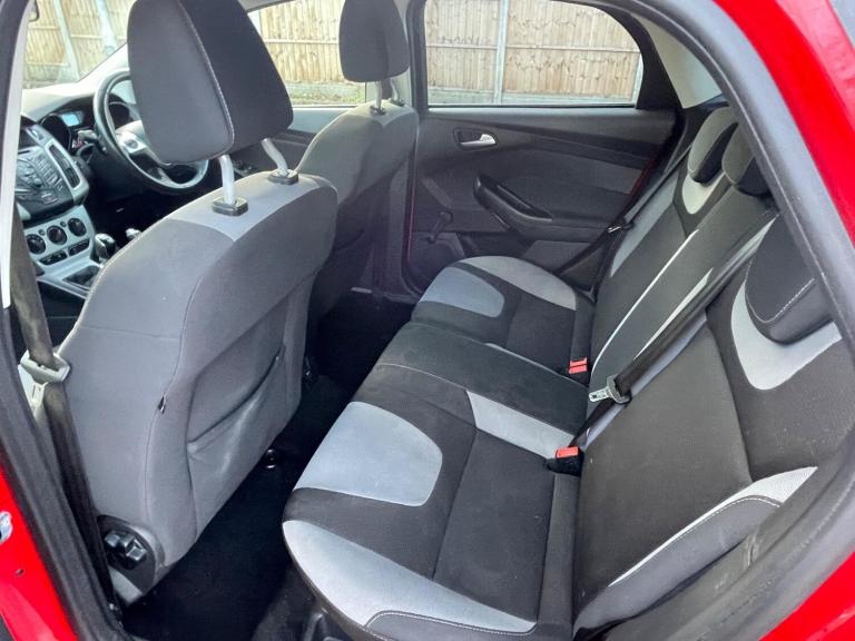  Ford Focus 1.0T EcoBoost Zetec S Euro 5 (s/s) 5dr Petrol Manual