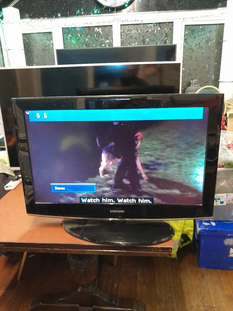 Samsung 32 inch tv. Not smart