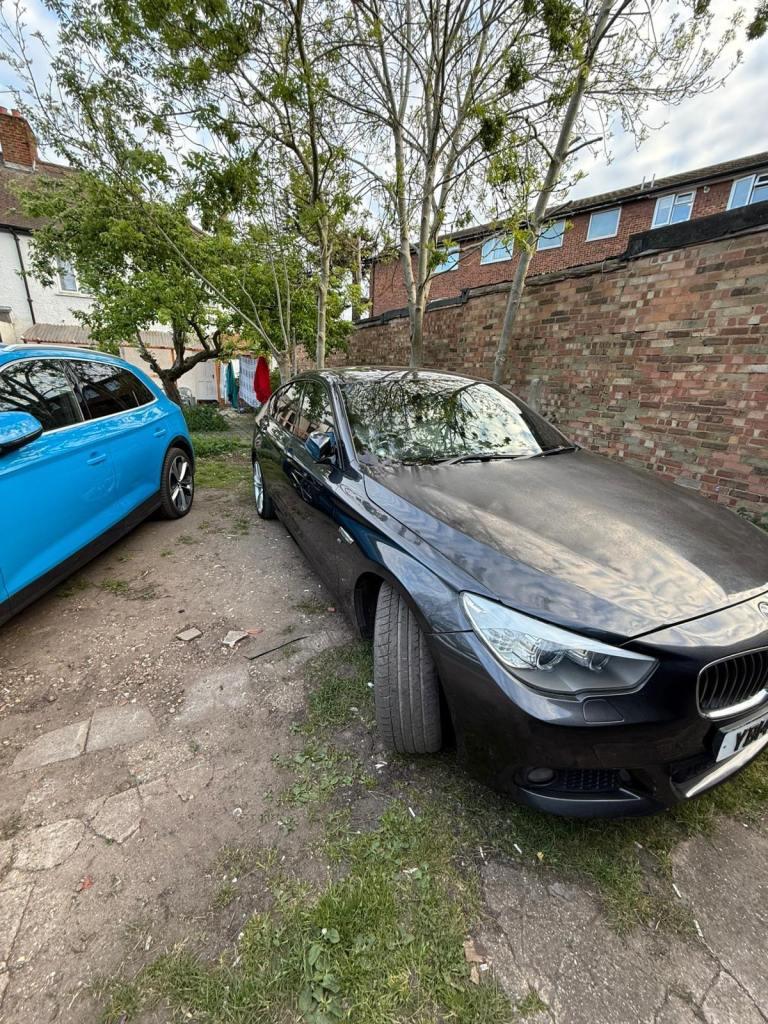 BMW,  GT 520 D , with add blue  Hatchback, 2014, Semi-Auto, 1995 (cc), 5 doors
