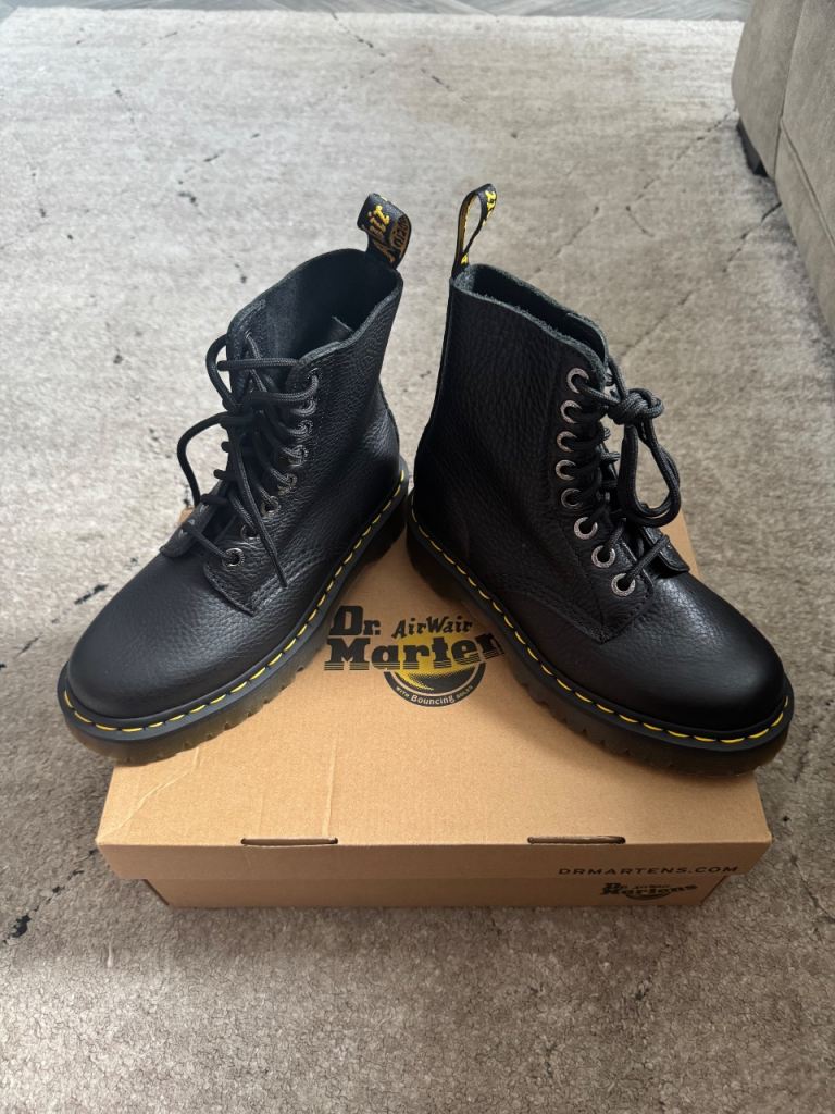 Dr Martens Boots -  New Size 4 