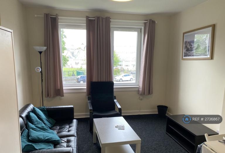 2 bedroom flat in Stevenson Drive, Edinburgh, EH11 (2 bed) (#2736867)