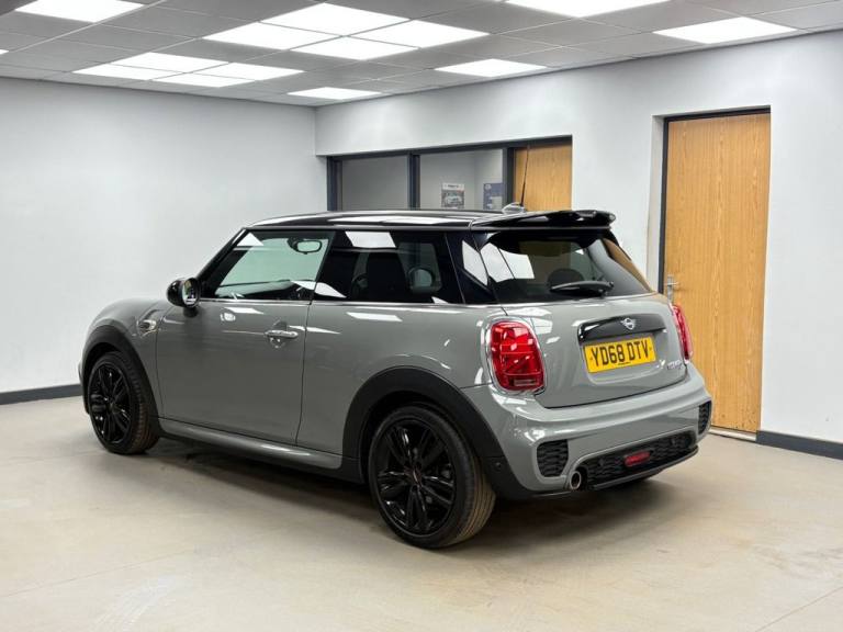 2018 MINI Hatch 1.5 Cooper D Hatchback 3dr Diesel Steptronic Euro 6 (s/s) (116 ps) Hatchback Dies...