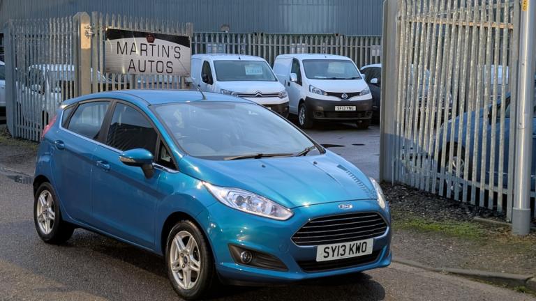 2013 Ford Fiesta 1.25 82 Zetec 5dr,52K,£35 Road Tax. HATCHBACK Petrol Manual