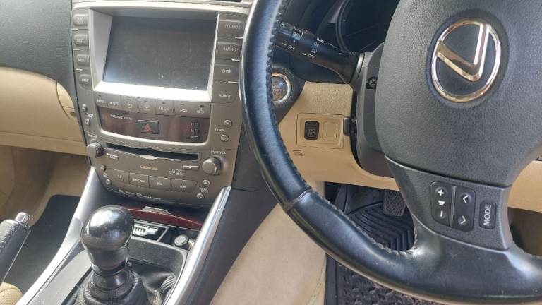 Lexus IS220SE