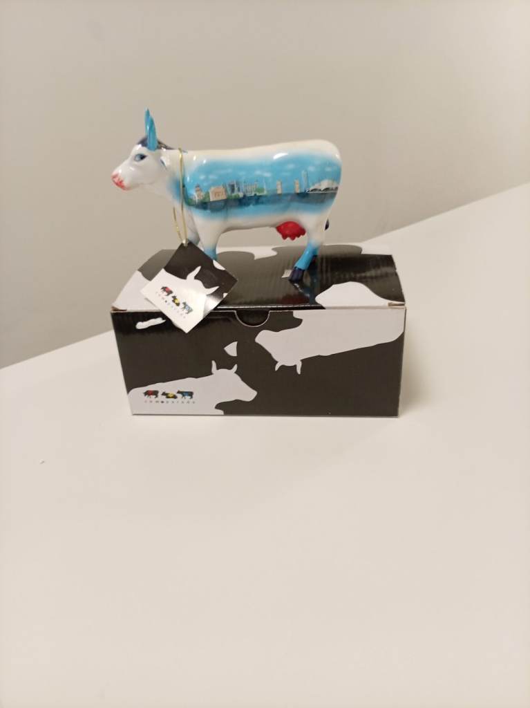 New Boxed CowParade Moonuments Of London 2002 – Hand-Painted Resin Figurine 6009 Retired,Rare