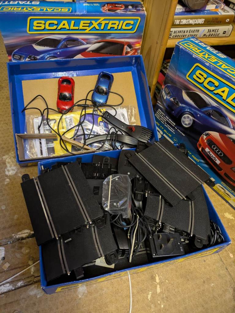 Vintage Scalextric set - with double road plates