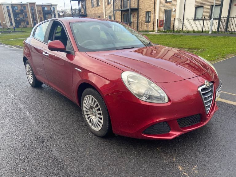 2011 Alfa Romeo, GIULIETTA, Hatchback, Manual, 1598 (cc), 5 doors