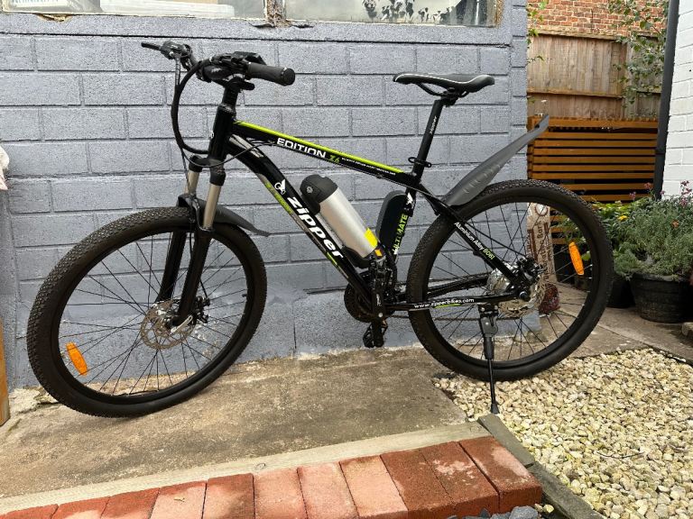 ZIPPER Z6 E-Bike - Electric Mountain Bike - 21 Speed Ultimate - 18" Frame