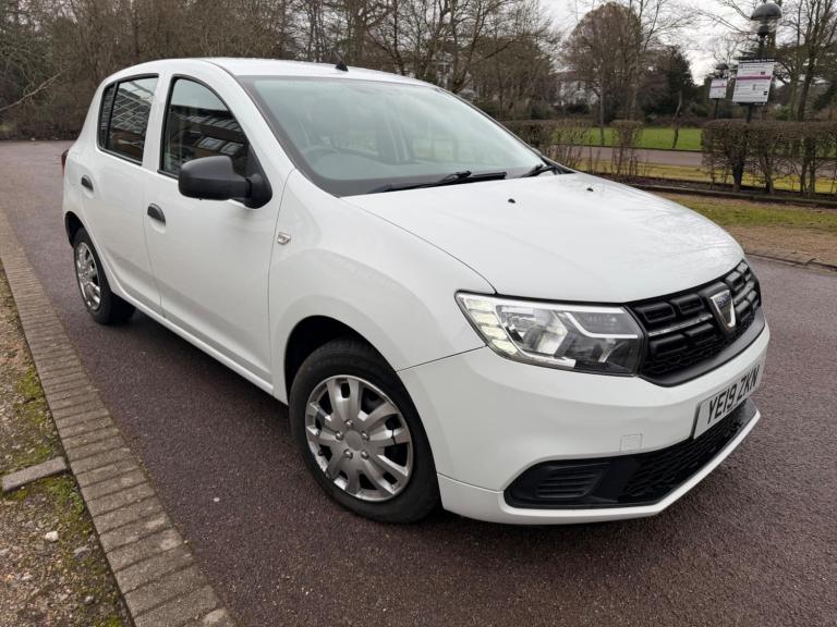 2019 Dacia Sandero 1.0 SCe Essential Euro 6 5dr HATCHBACK Petrol Manual