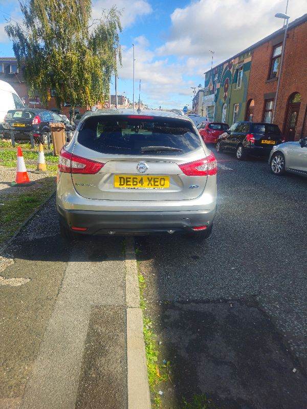 Nissan, QASHQAI, Hatchback, 2014, Manual, 1461 (cc), 5 doors
