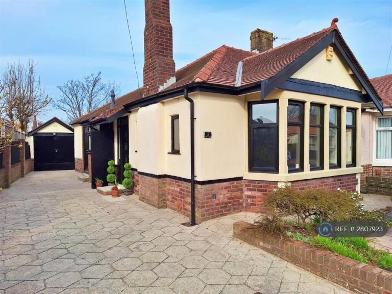 2 bedroom house in Bispham, Blackpool, FY2 (2 bed) (#2807923)