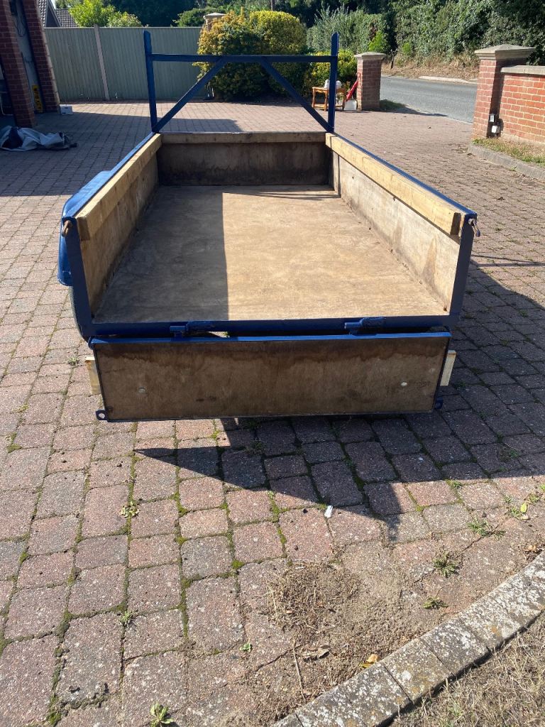 Trailer twin axle 8x4