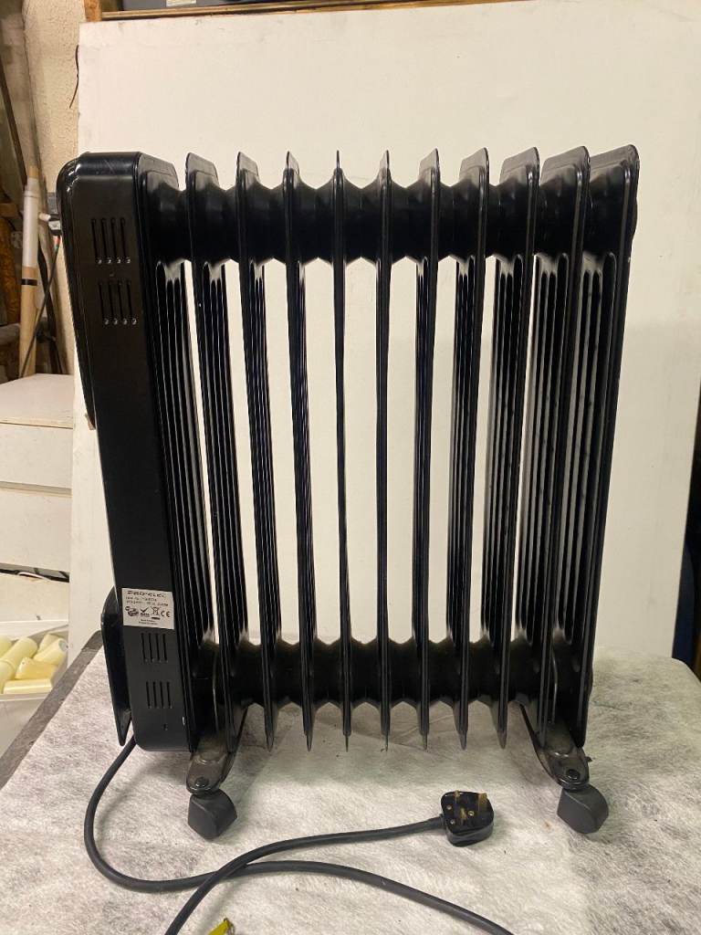 PRO-ELEC HG00576 Oil Filled Radiator - Good Condition