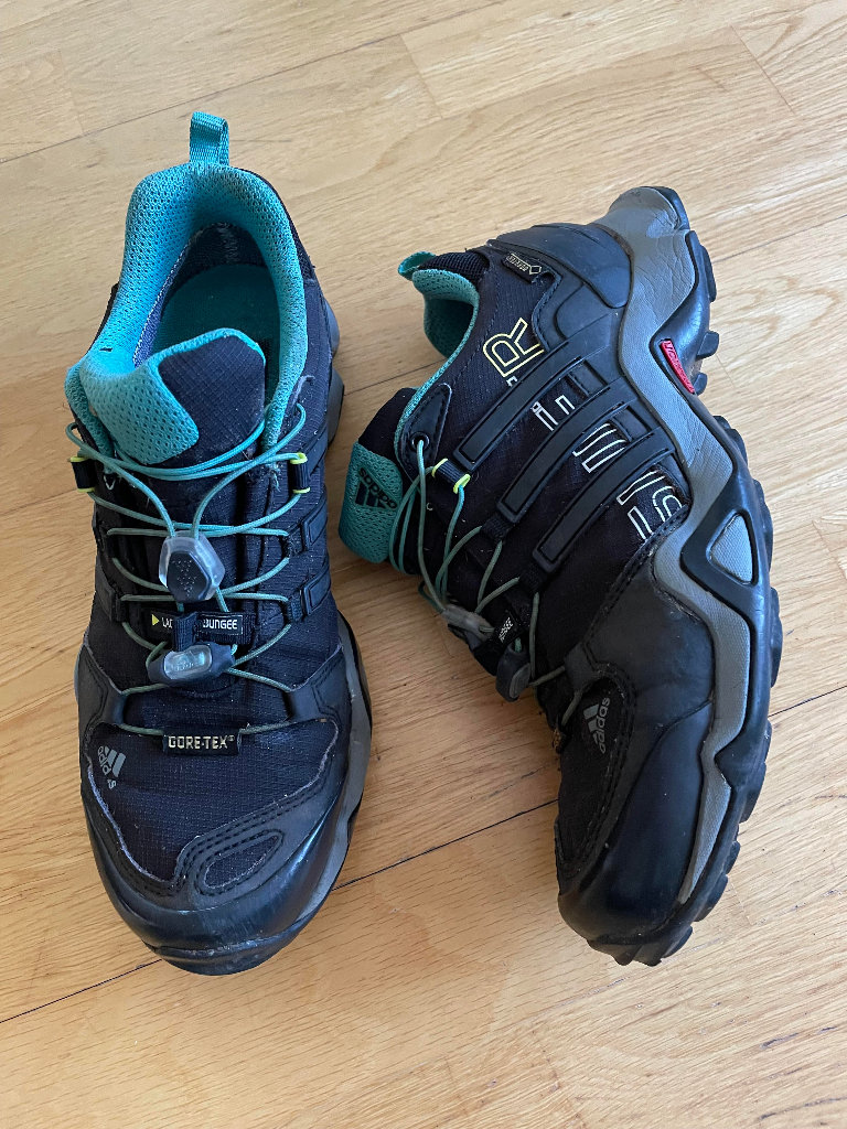 ADIDAS TRAXION SWIFT GORETEX WALKING TRAINERS (Trail Hiking Shoes)