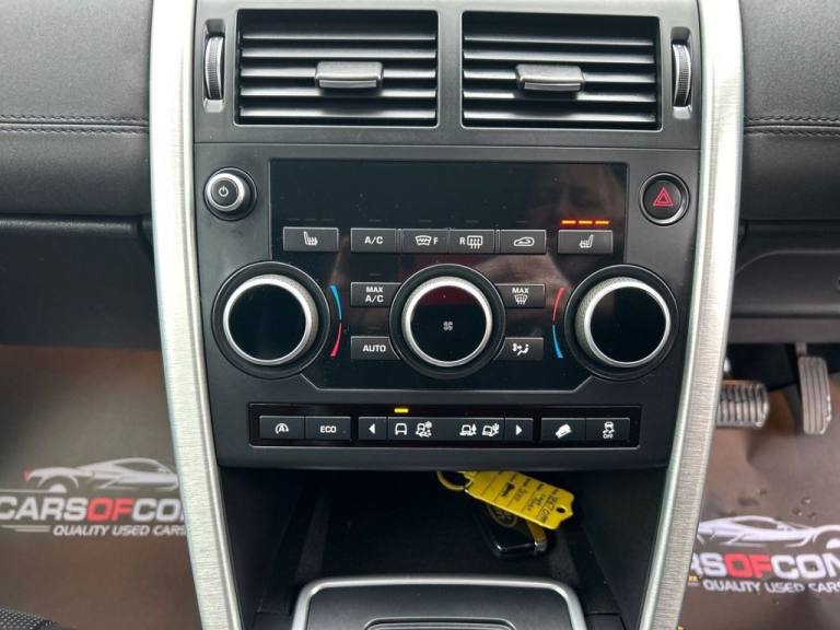 2017 Land Rover Discovery Sport 2.0 TD4 HSE SUV 5dr Diesel Auto 4WD Euro 6 (s/s) (180 ps) ESTATE ...