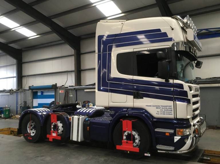 Quick Trak Truck Twin Steer Wheel Alignment HGV