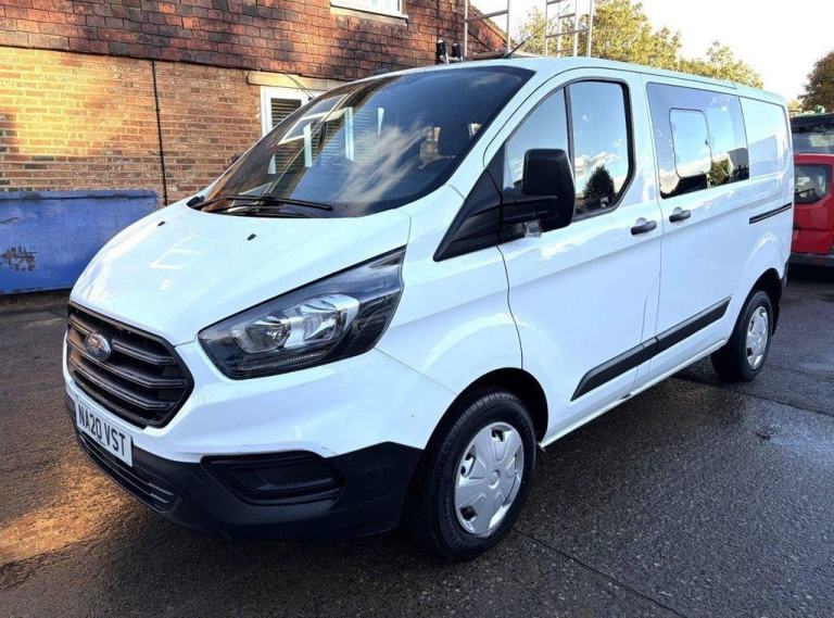 2020 FORD TRANSIT CUSTOM 300 ECOBLUE LEADER COMBI VAN (6-SEATER)