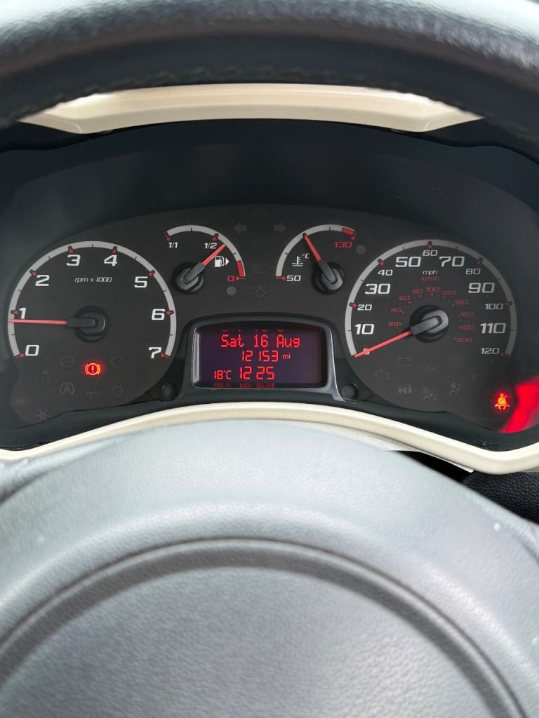 Ford, KA, Hatchback, 2012, Manual, 1242 (cc), 3 doors