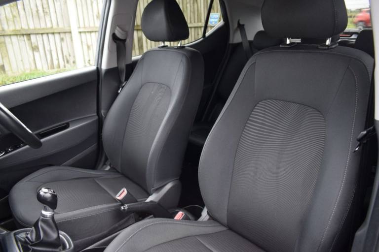 2017 Hyundai i10 1.0 Premium Hatchback 5dr Petrol Manual Euro 6 (66 ps) Hatchback Petrol Manual