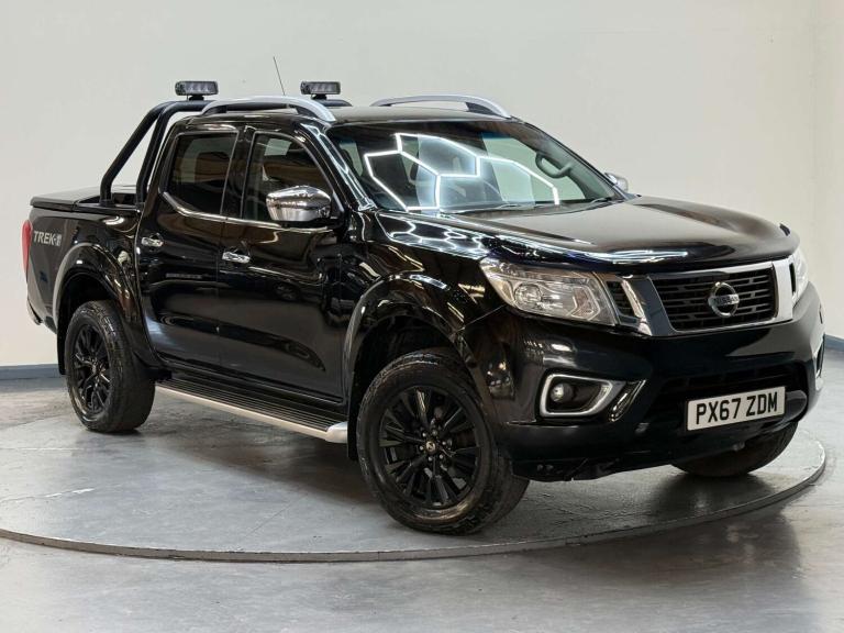 2017 Nissan Navara 2.3 Navara Trek-1 dCi Auto 4WD 5dr SUV Diesel Automatic