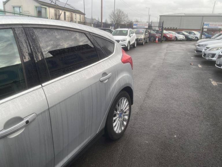 2011 Ford Focus 1.6T EcoBoost Titanium X Euro 5 (s/s) 5dr HATCHBACK Petrol Manual