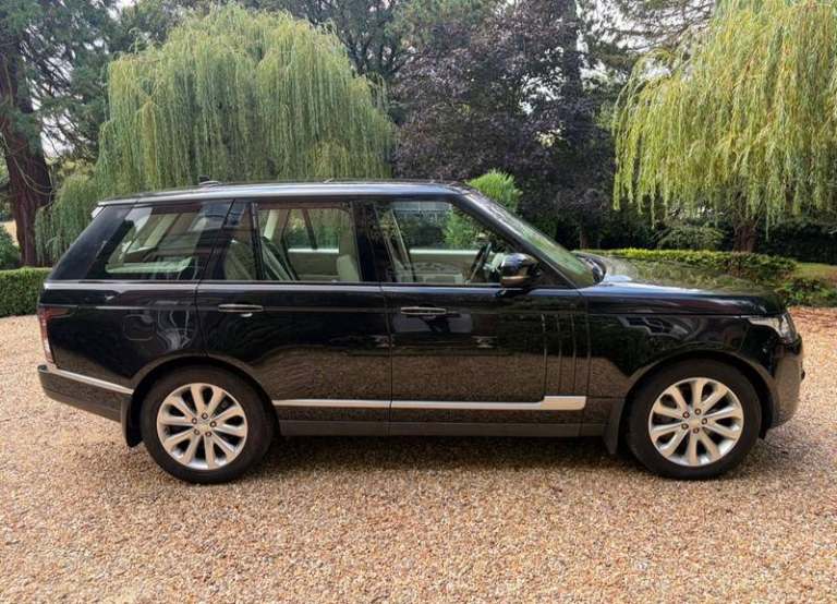 2015 Land Rover Range Rover 4.4 SD V8 Vogue SE SUV 5dr Diesel Auto 4WD Euro 5 (339 ps) Automatic ...