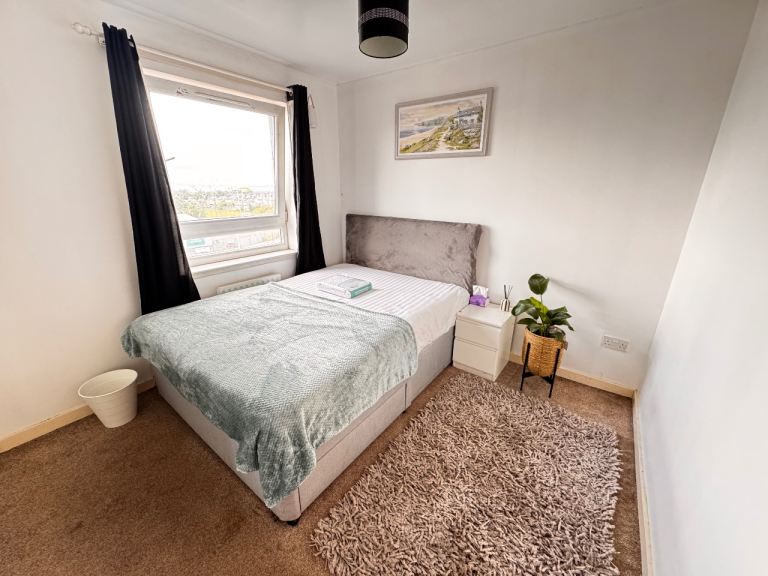 Double room near Leith Walk 
