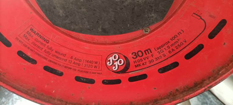 Jo-Jo 30m Cable Reel Extension Lead – Fair Condition
