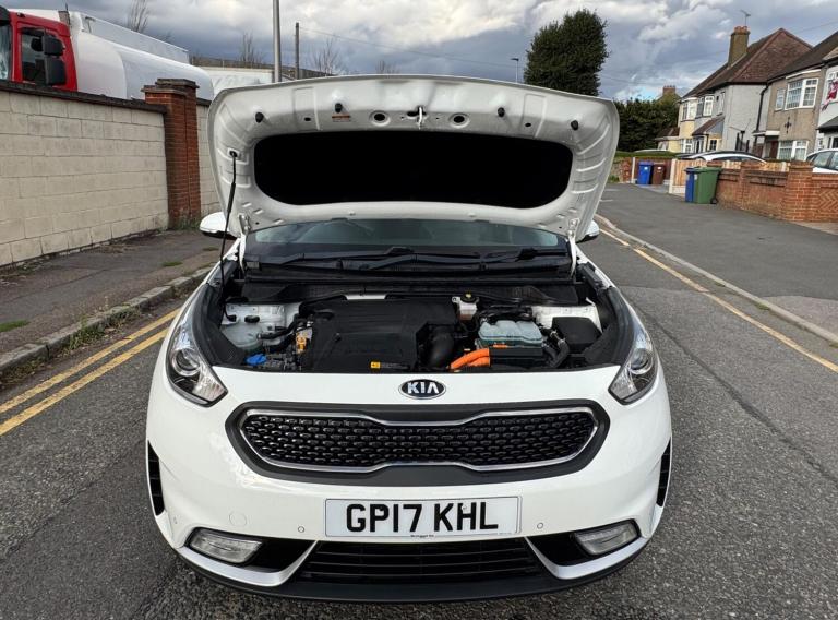 2017 Kia Niro 1.6h GDi 3 DCT Euro 6 (s/s) 5dr ESTATE Petrol/Electric Hybrid Automatic